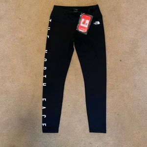 • North Face Leggings •